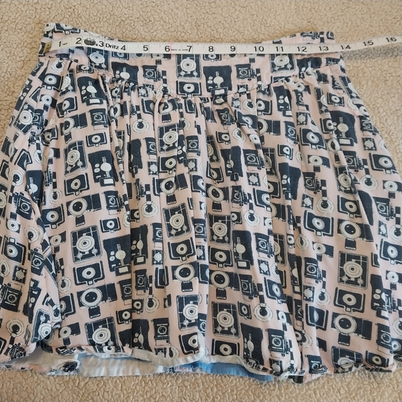 johnnie b | camera skirt - Picture 10 of 11